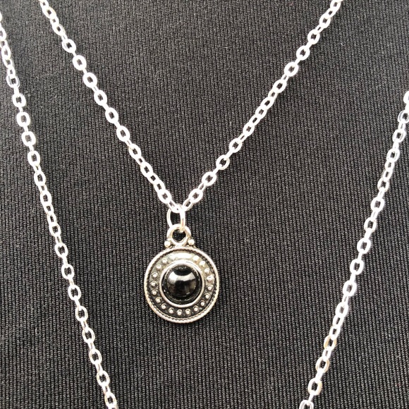 Lotus Multilayered necklace - Picture 8 of 13